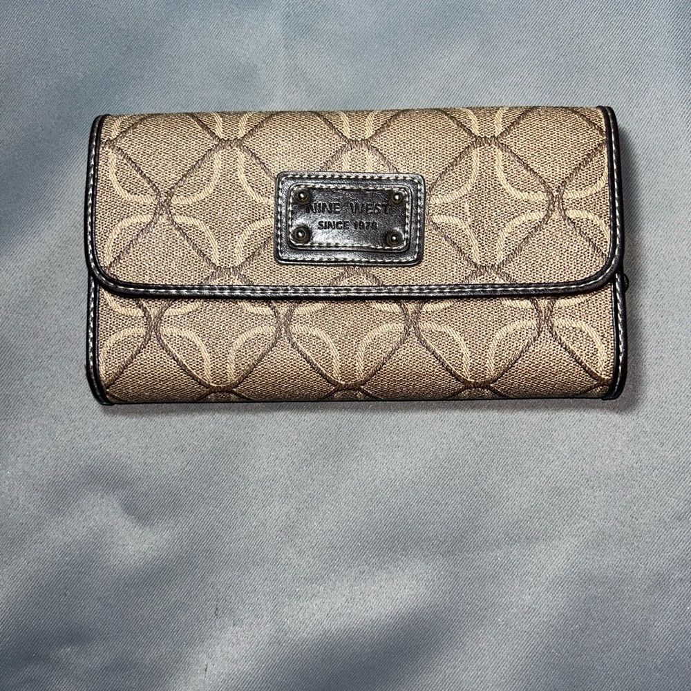 Nine West Tan Patterned Wallet